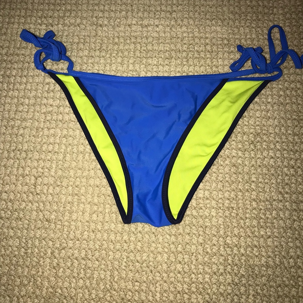 Aerie swim bottoms